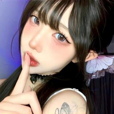 坡道上的红屋顶
